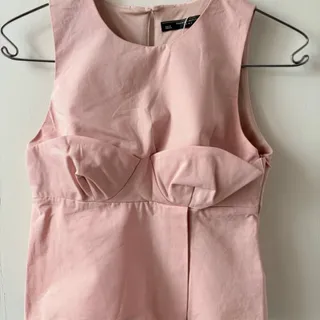 کراپ تاپ صورتی زارا
