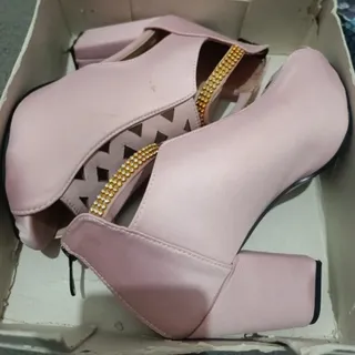 کفش مجلسب