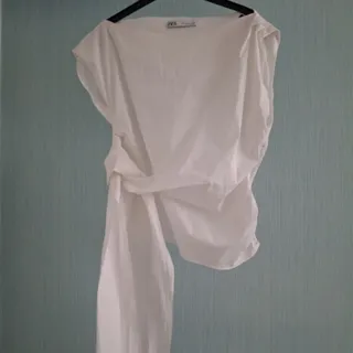 تاپ سفید زارا