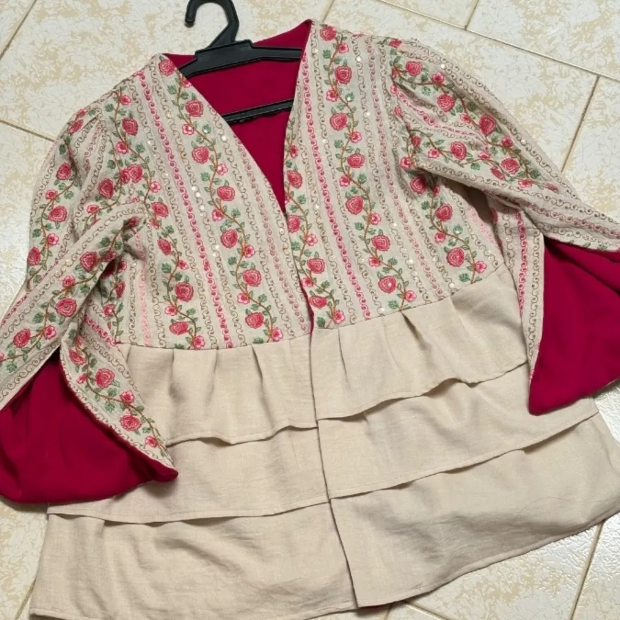 کت زنانه و دخترانه