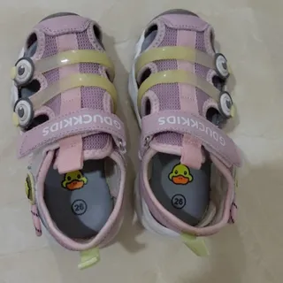 صندل بچگانه