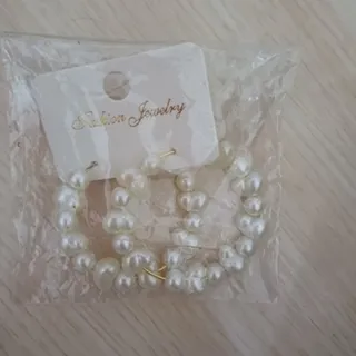 گوشواره مرواریدی