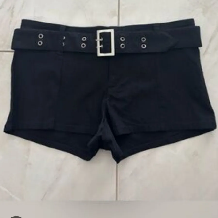 شورتک h&m