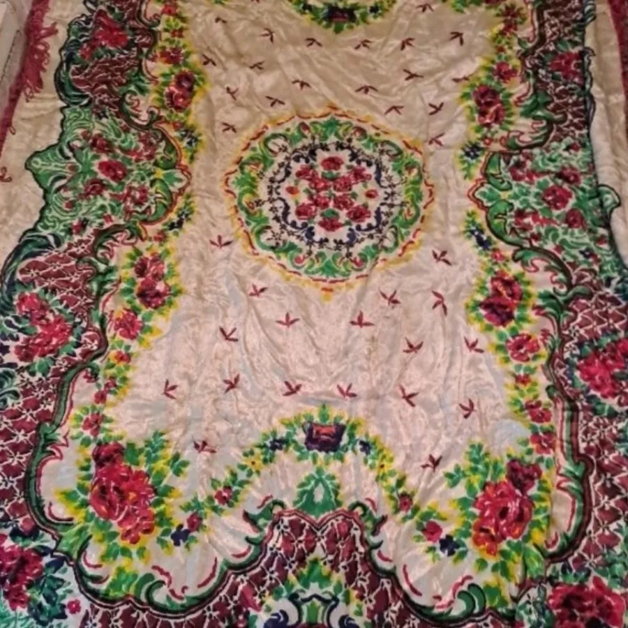 روتختی مخمل قدیمی