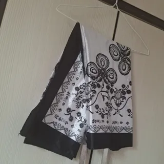 روسری ساتن