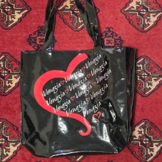 کیف ورنی مشکی