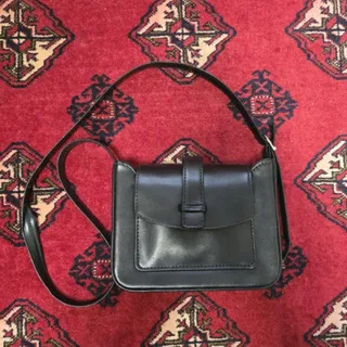 کیف کراس بادی مشکی