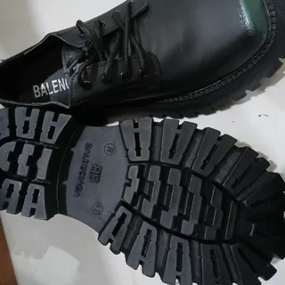یک جفت لوفر براش کاملا نو
