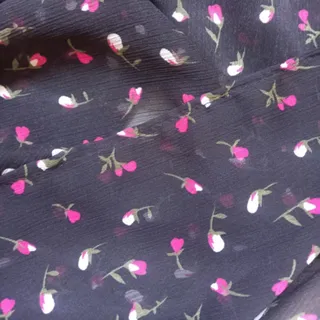 روسری گل ریز