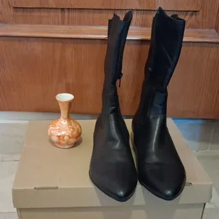 بوتِ چرم