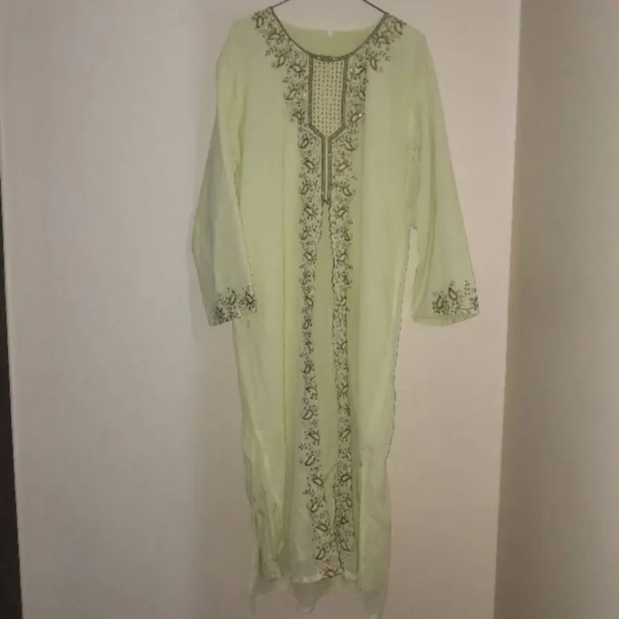 لباس حریر زنانه