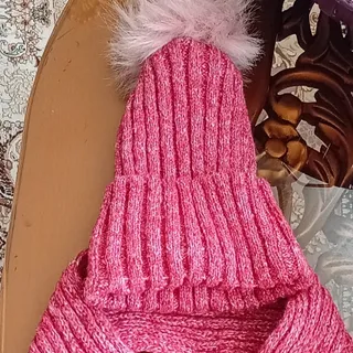 شال و کلاه بچگانه