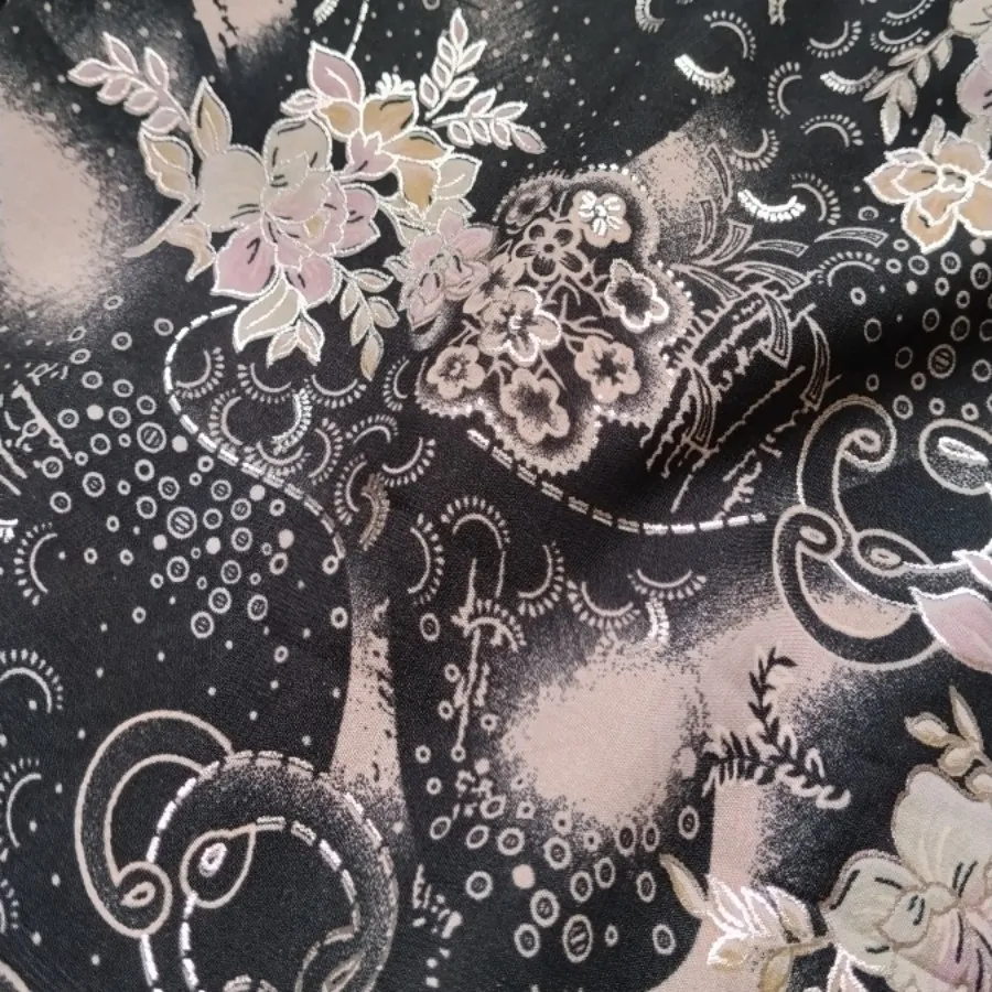 دو قواره پارچه چادری