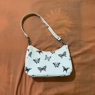 کیف پروانه‌ای برشکا