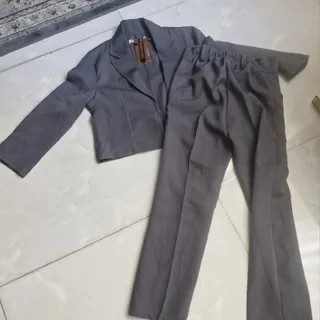 کت کوتاه و شلوار مجلسی