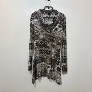 تونیک واراتی