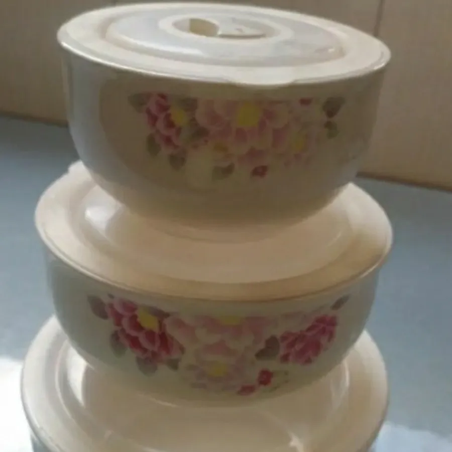 ظروف نگهدارنده