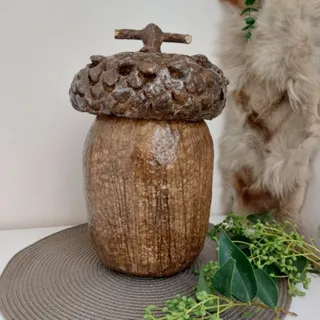 ظرف بلوط بزرگ