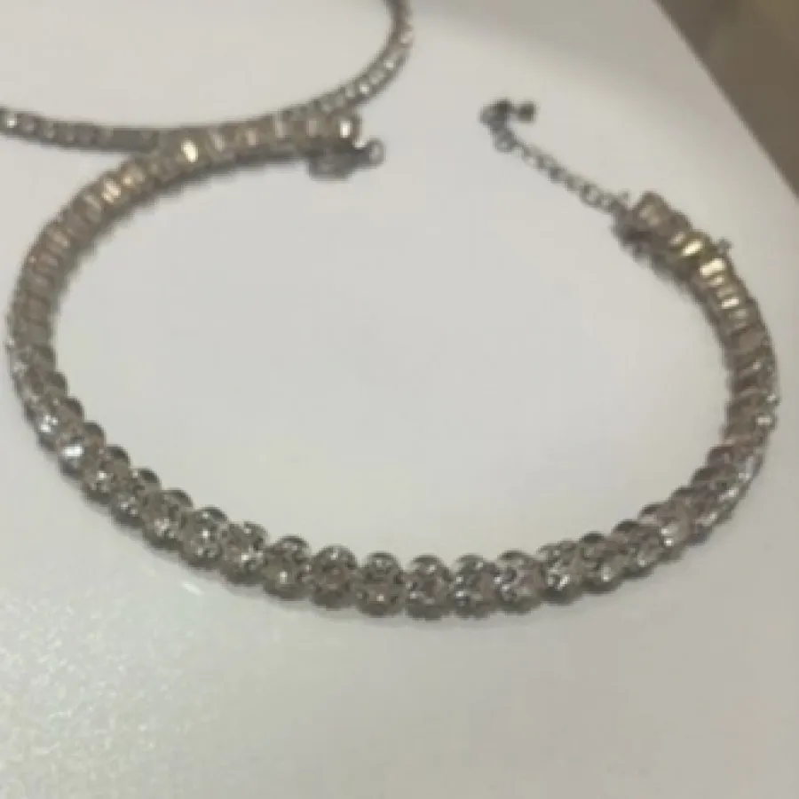 طوق نگینی