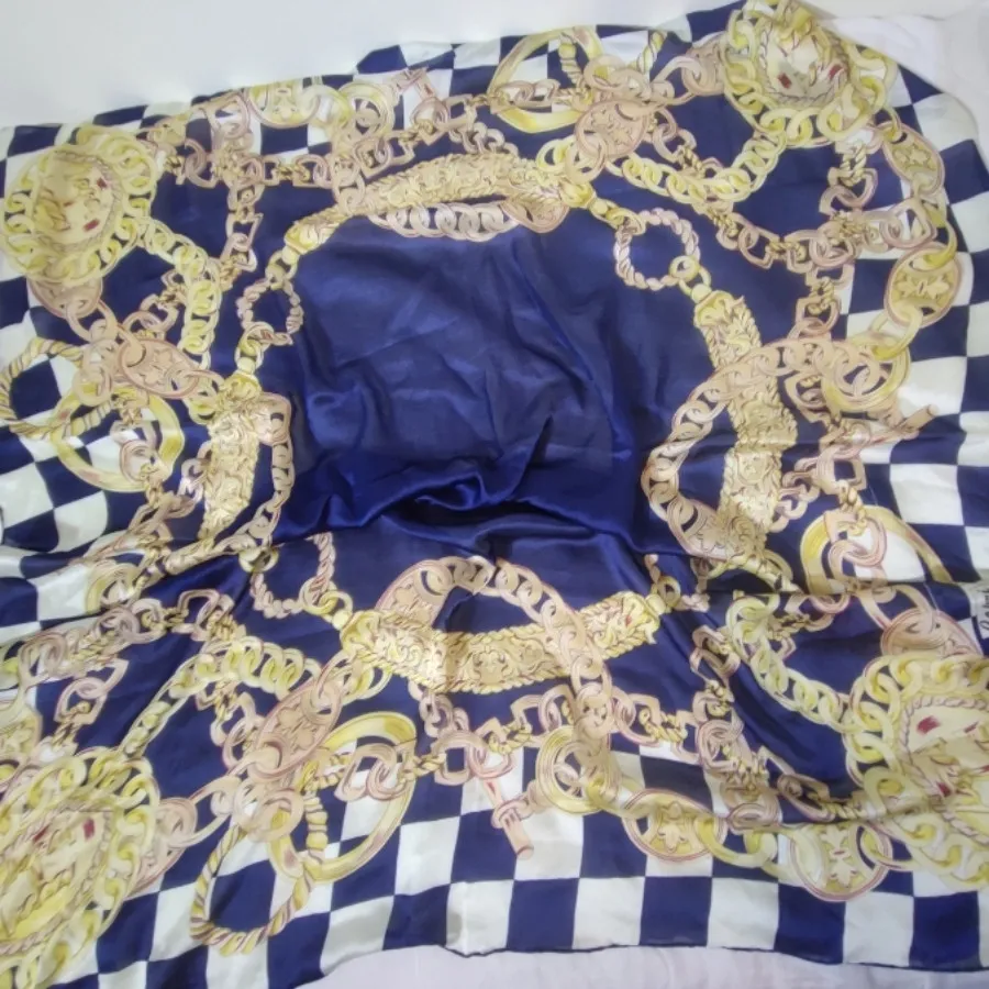 روسری حریر
