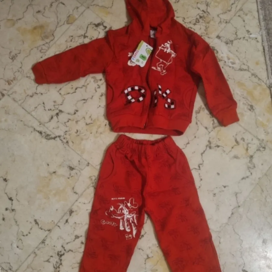 سوییشرت و شلوار