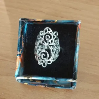 انگشتر نقره ای