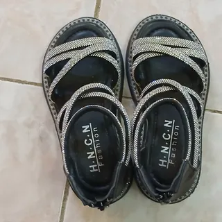 صندل بچگانه