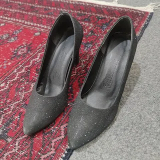 کفش مجلسی مشکی پاشنه بلند