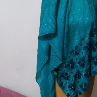 شال پلیسه ای