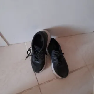 کفش اسپورت
