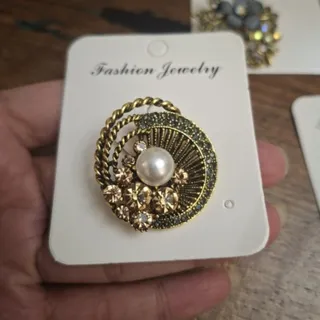 گل سینه وارداتی