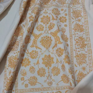رومیزی سنتی