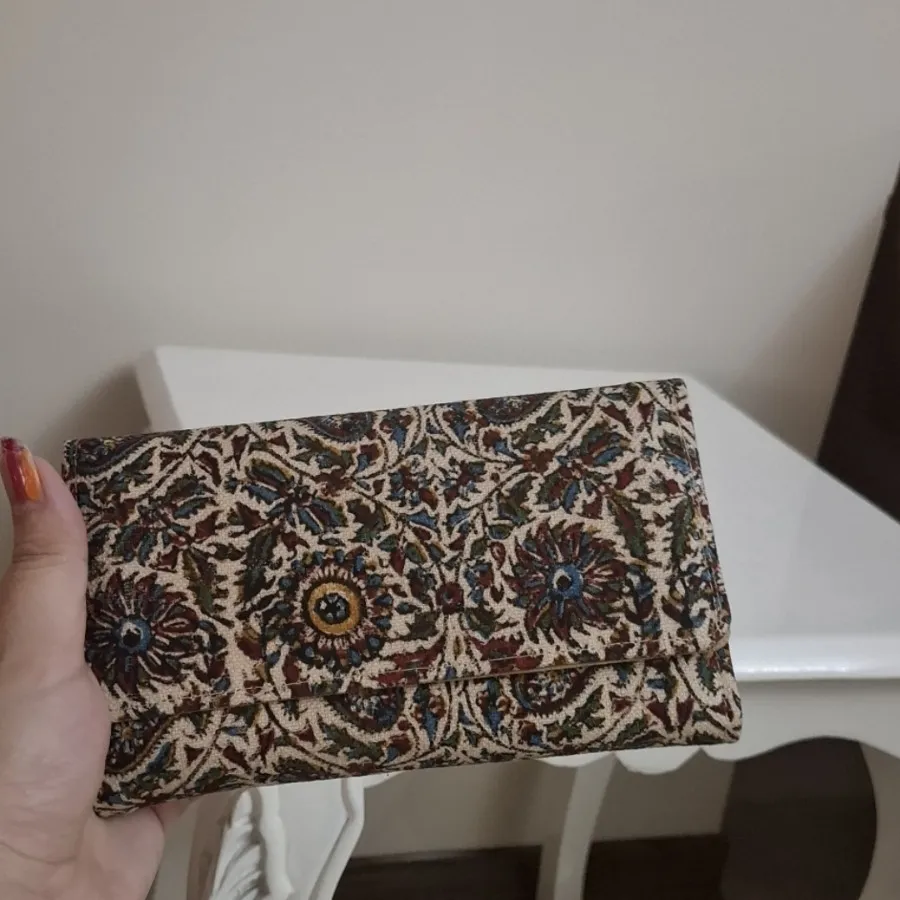 کیف پول زنانه