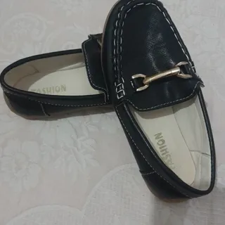 کفش بچگانه