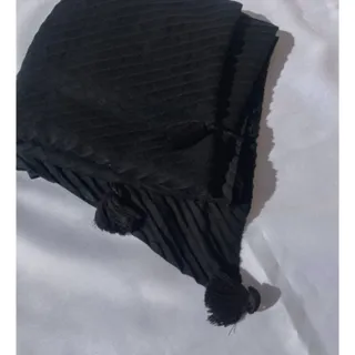 شال پلیسه ای مشکی