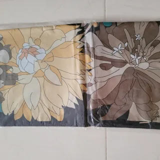 روسری ساتن