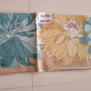 روسری ساتن