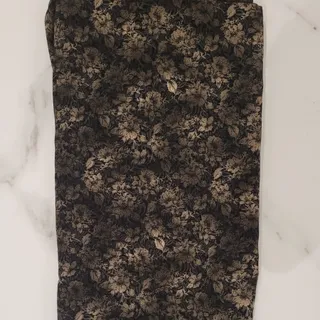 چادر رنگی دوخته شده