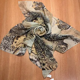 روسری و شال حریر طرح پلنگ
