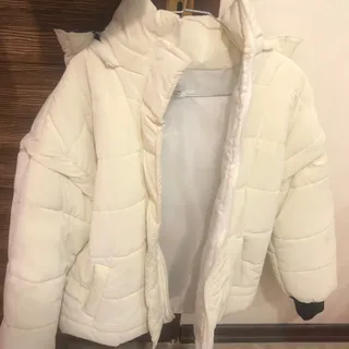 کاپشن Zara سفید پافر شو