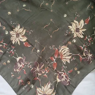 روسری طرح دار