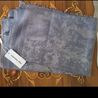 شال طرح دار