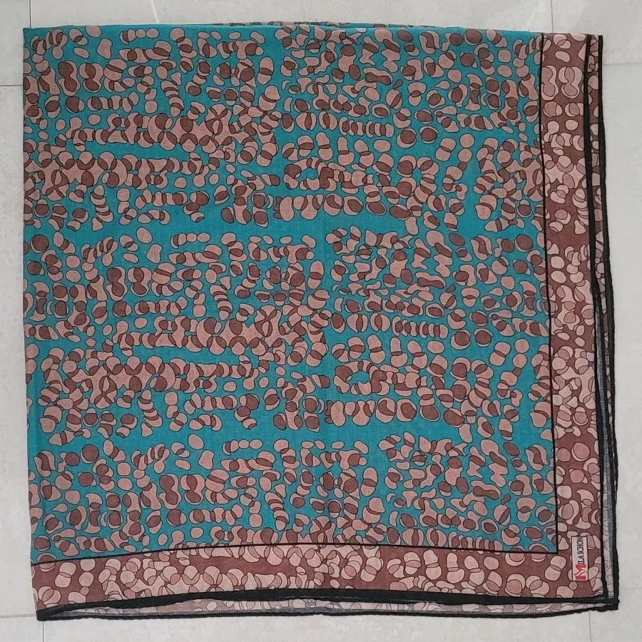 روسری دور دوخت