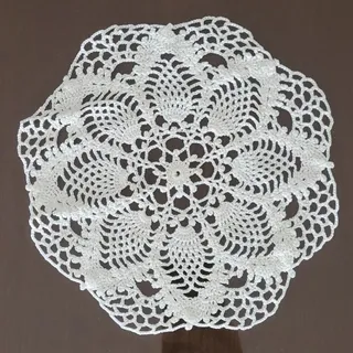 رومیزی قلاب بافی