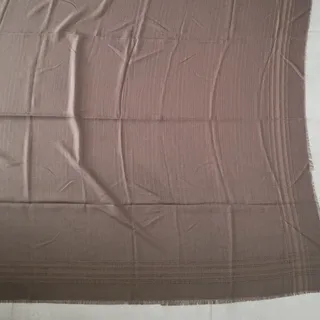 روسری نخی طرح دار