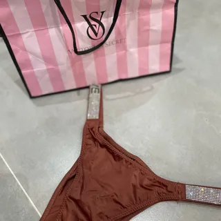 شورت ویکتوریاسیکرت