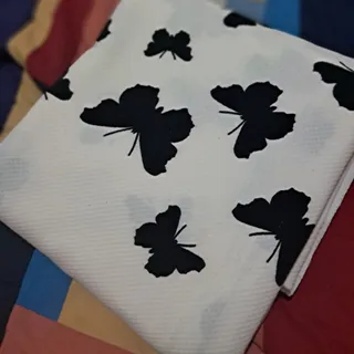 قواره پارچه پروانه ای