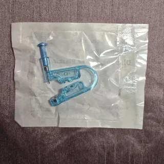 دستگاه پانچ گوش خانگی