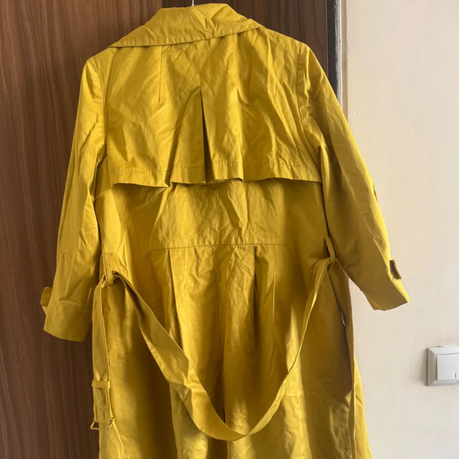 بارانی benetton زرد پاییز
