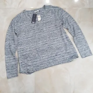 بلوز GAP
